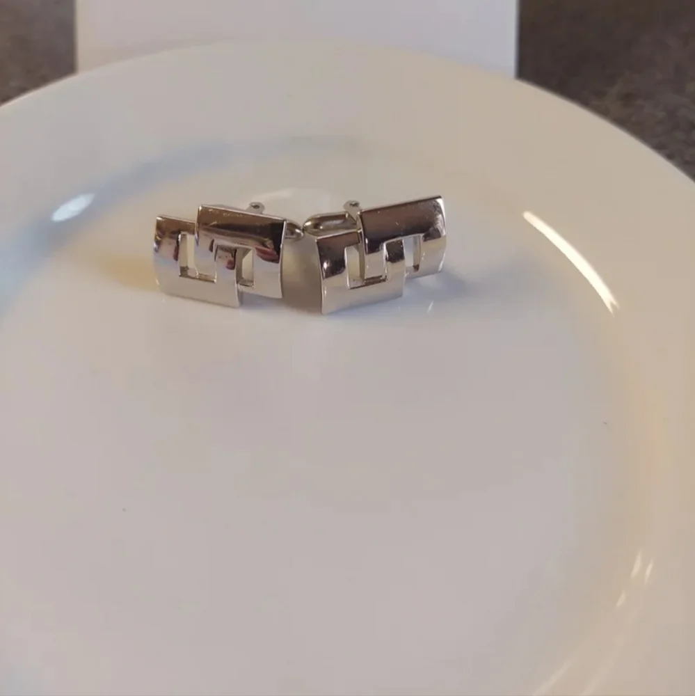 VINTAGE SWANK SILVERTONE GEOMETRIC CUFFLINKS 4TH GEN OWNED LIKE NEW!